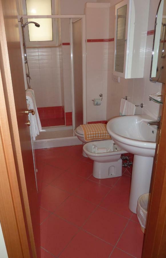Aparthotel Beaurivage San Benedetto del Tronto Exterior foto